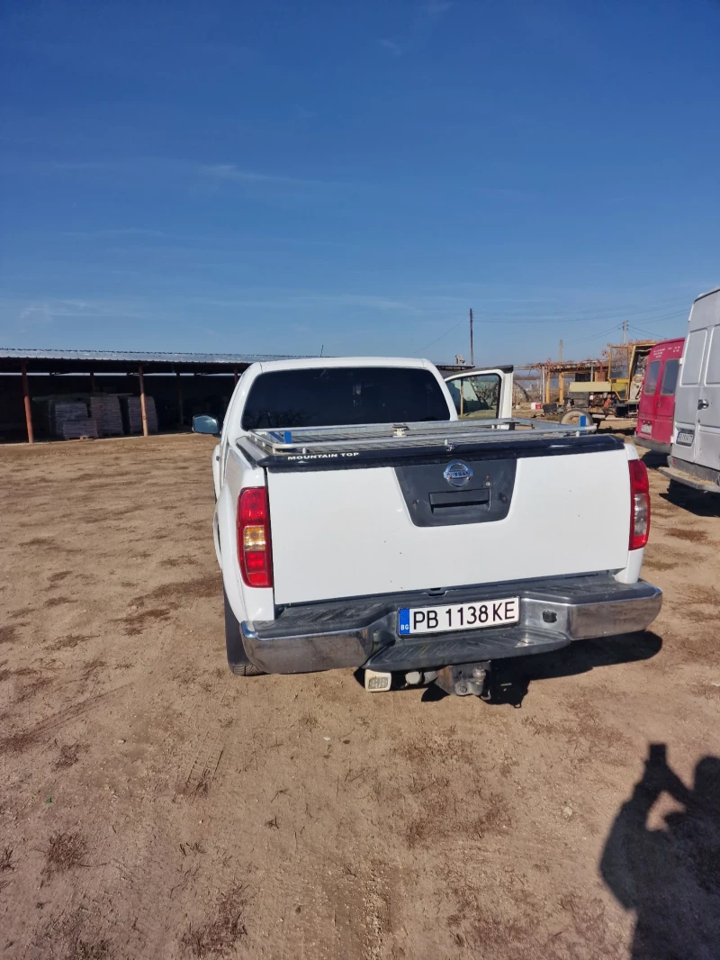 Nissan Navara, снимка 5 - Автомобили и джипове - 48011693