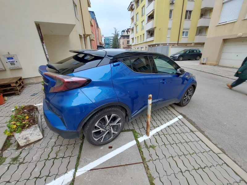 Toyota C-HR 1.8 HYBRID, снимка 6 - Автомобили и джипове - 49526788