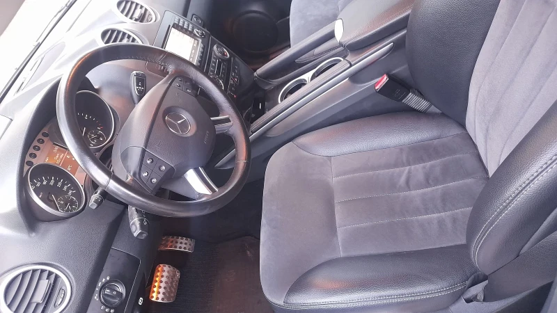 Mercedes-Benz ML 320, снимка 2 - Автомобили и джипове - 52312876