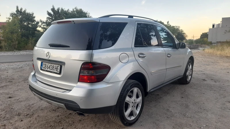 Mercedes-Benz ML 320, снимка 5 - Автомобили и джипове - 52312876
