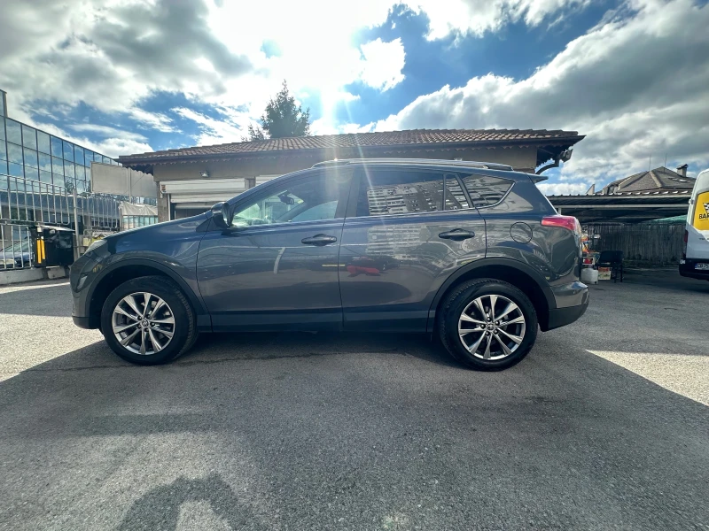 Toyota Rav4 2.0* D4D* 143kc* FACELIFT, снимка 3 - Автомобили и джипове - 51996309