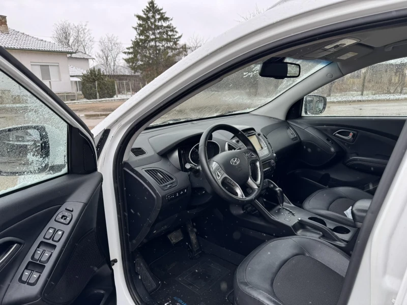 Hyundai IX35, снимка 6 - Автомобили и джипове - 53329388