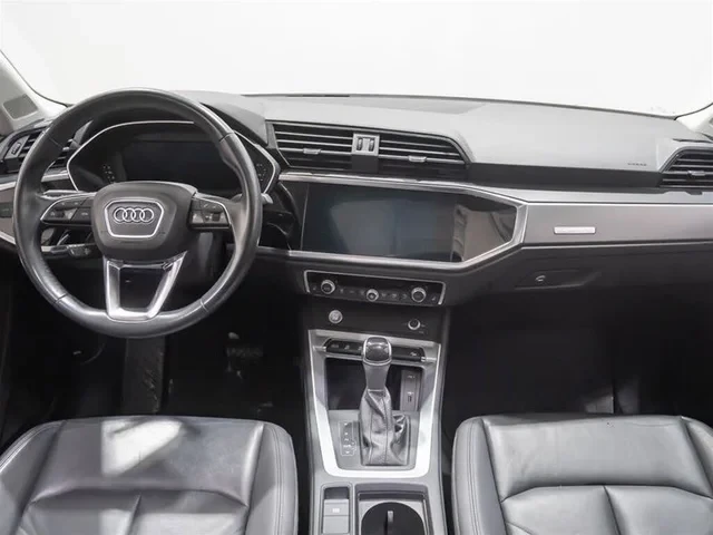 Audi Q3 Progressiv 45 TFSI* АвтоКредит* (ЦЕНА ДО БГ), снимка 9 - Автомобили и джипове - 53712445