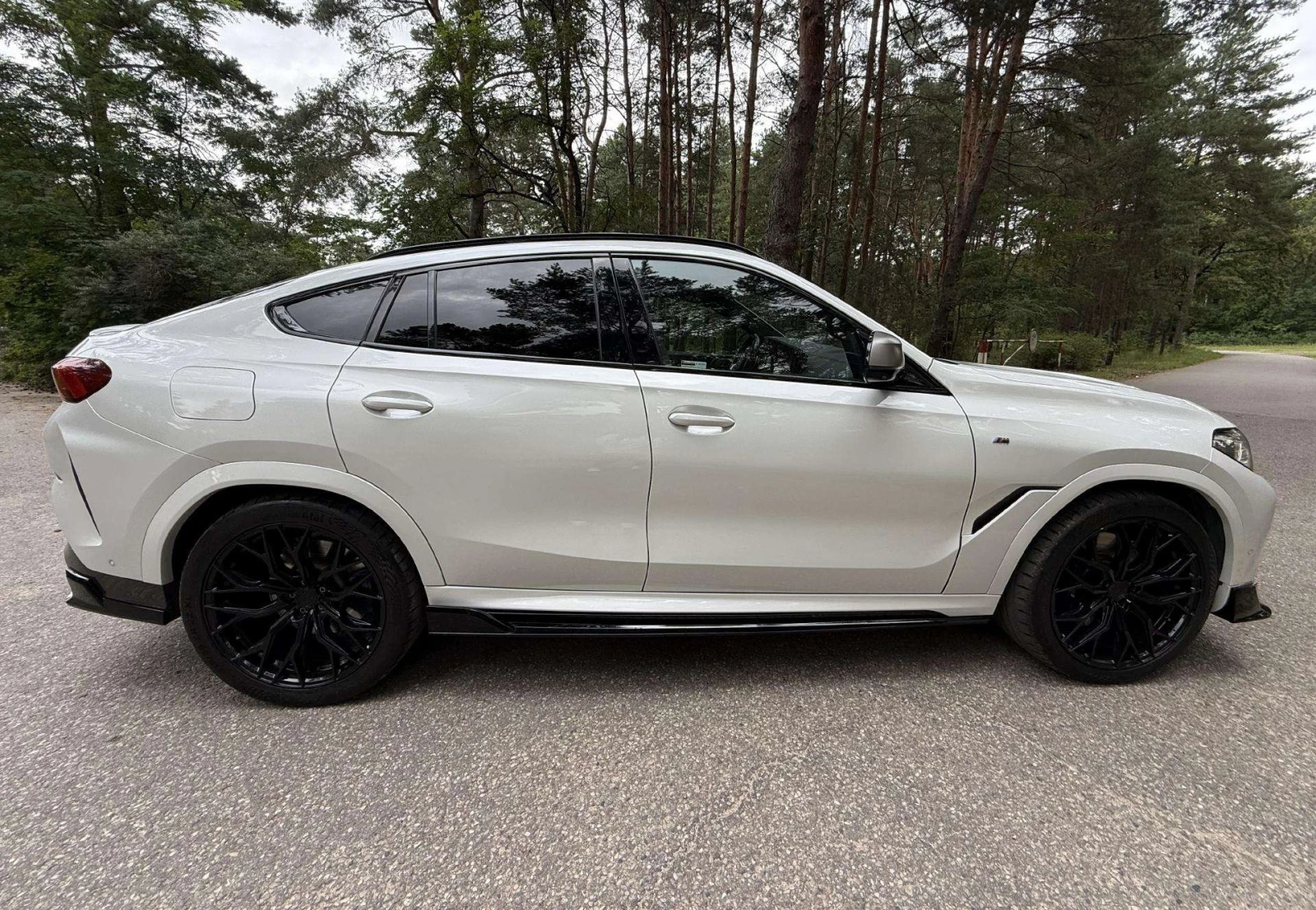 BMW X6 M50i xDrive - изображение 3