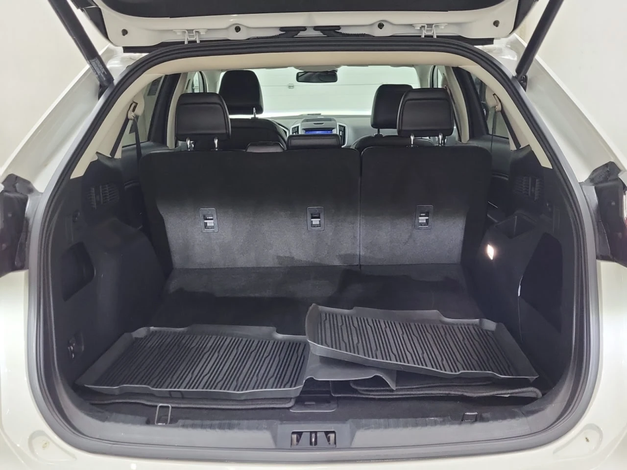 Ford Edge *  *    *   *  | Mobile.bg   14