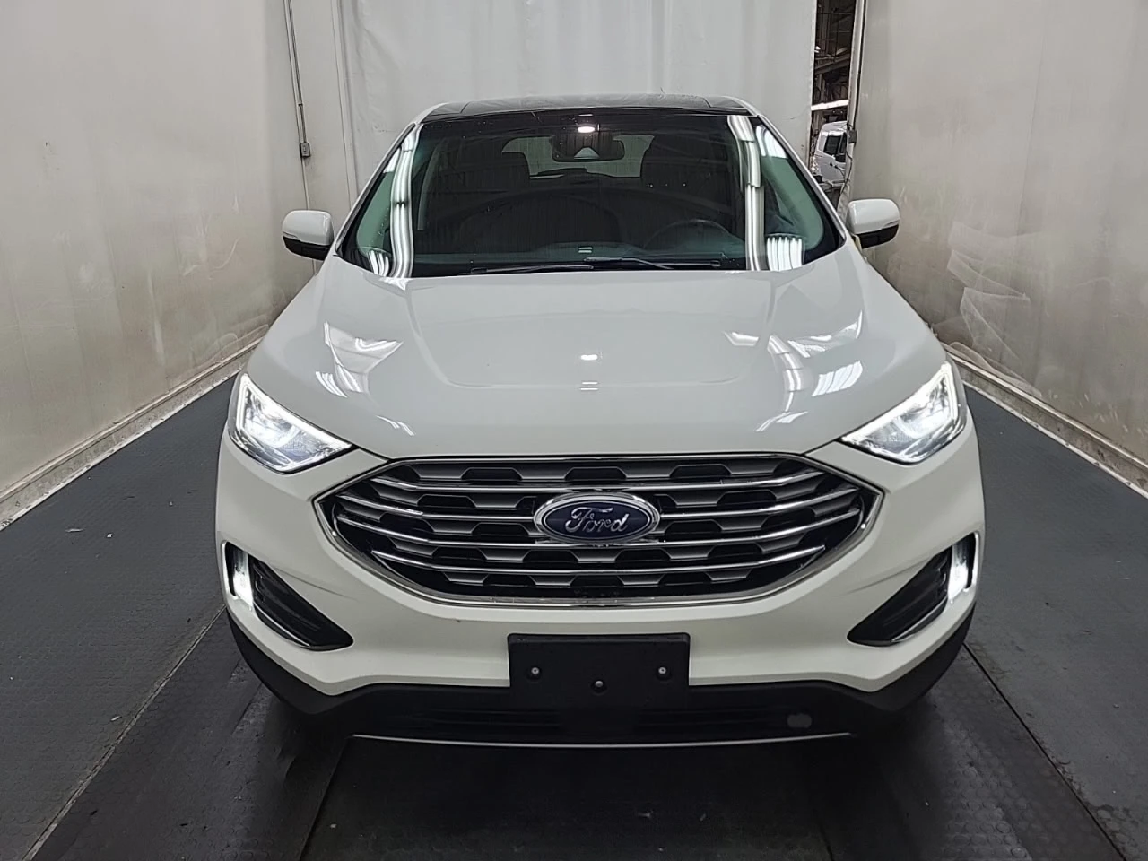 Ford Edge * АВТО КРЕДИТ* ЦЕНА ДО БГ * Сервизна история *  - изображение 5