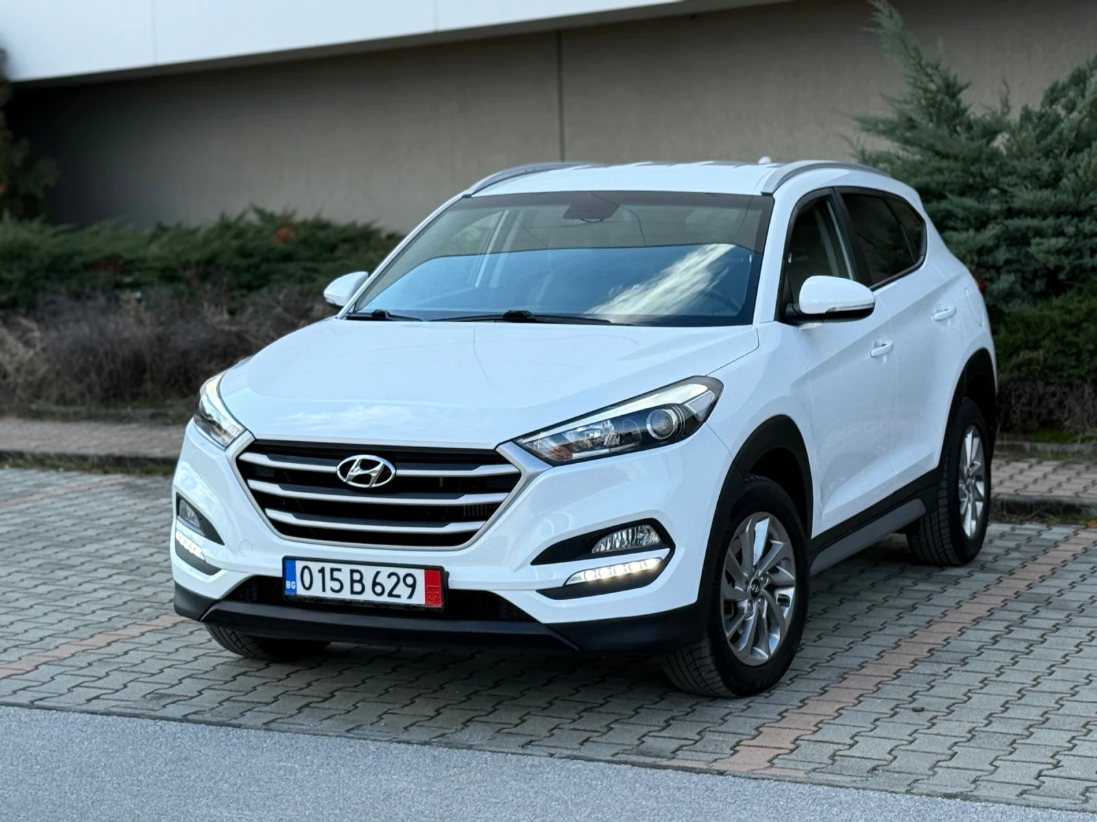 Hyundai Tucson 2.0CRDI-185К.С 4WD/PREMIUM/ ПЪЛНА СЕРВИЗНА ИСТОРИЯ