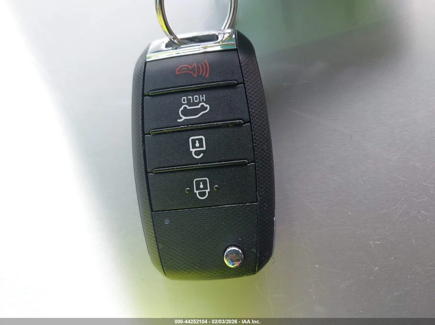 Kia Sportage 2.4L I-4 DI, DOHC, VVT, 181HP Front Wheel Drive | Mobile.bg � ����������� 11