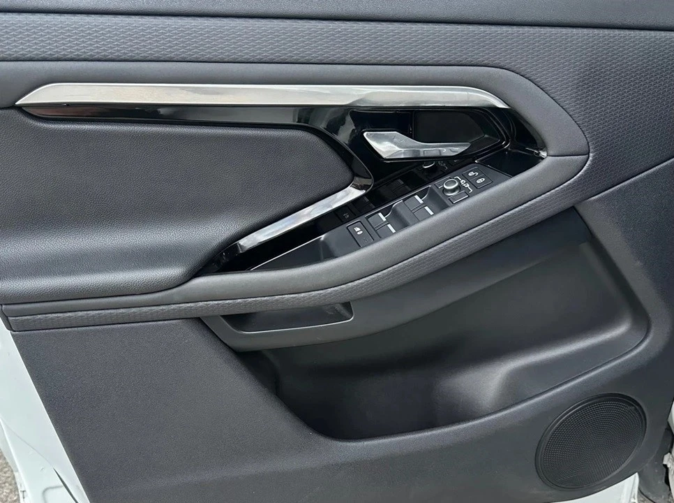 Land Rover Range Rover Evoque 2.0i, снимка 12 - Автомобили и джипове - 54225295