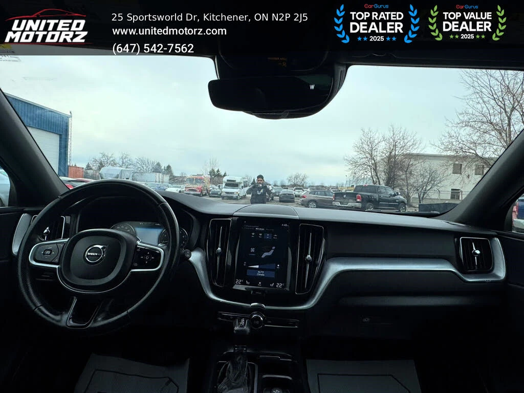 Volvo XC60 T6 Momentum* 4x4* 360 CAM* ПОДГРЕВ* PANORAMA* , снимка 11 - Автомобили и джипове - 54632100