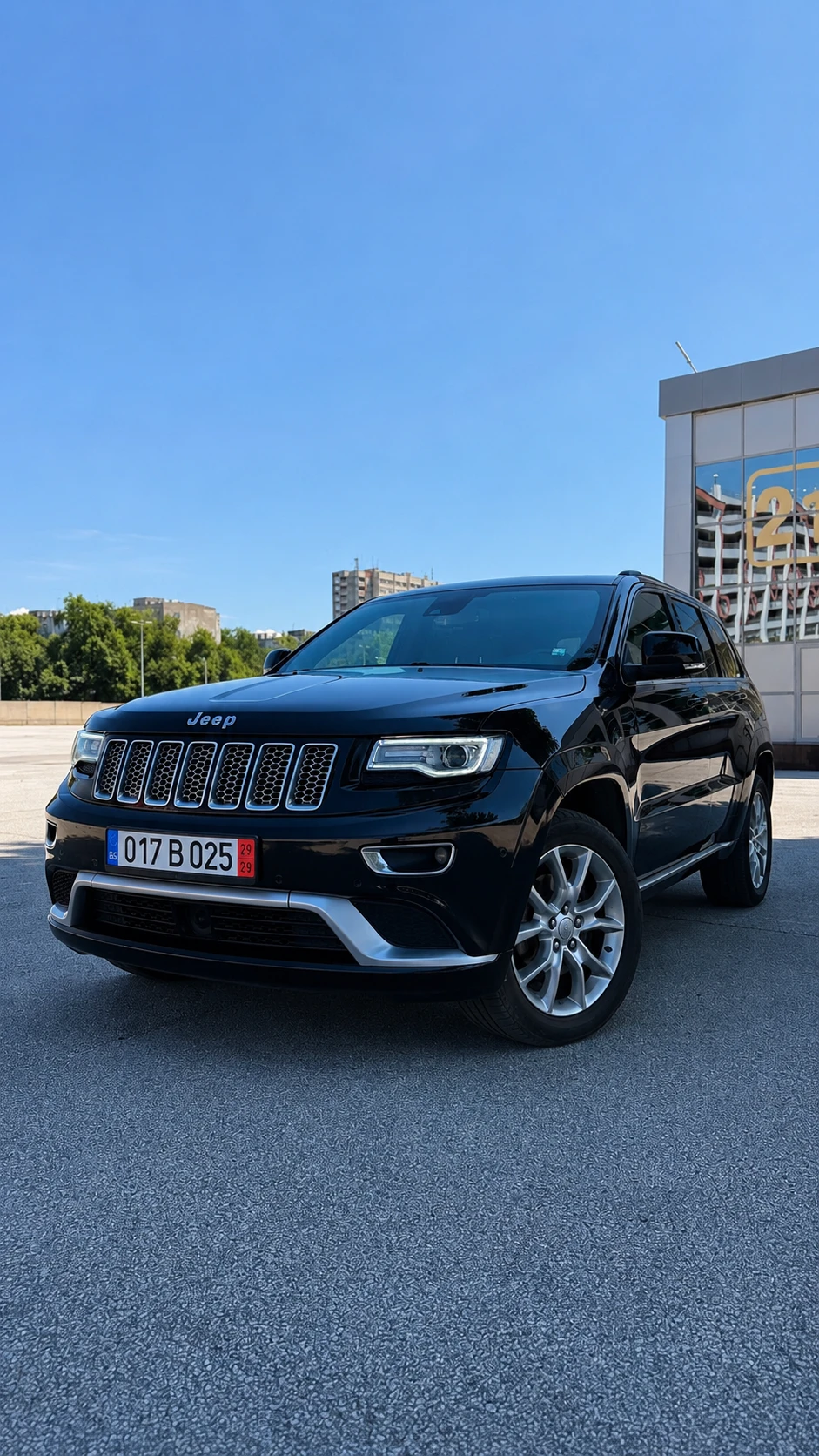Jeep Grand cherokee  Summit FULL, 4x4 | KEYLESS| Harman kardon