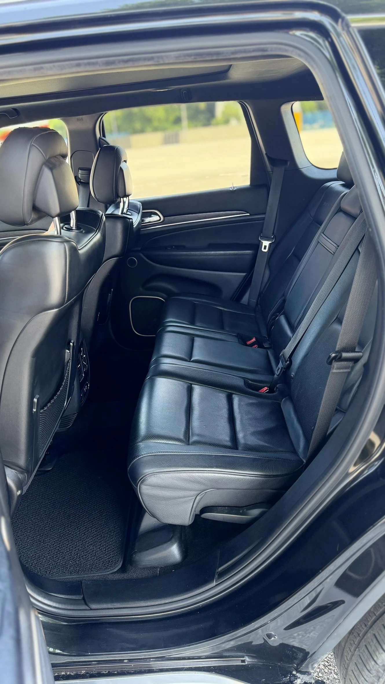Jeep Grand cherokee  Summit FULL, 4x4 | KEYLESS| Harman kardon, снимка 11 - Автомобили и джипове - 54820567