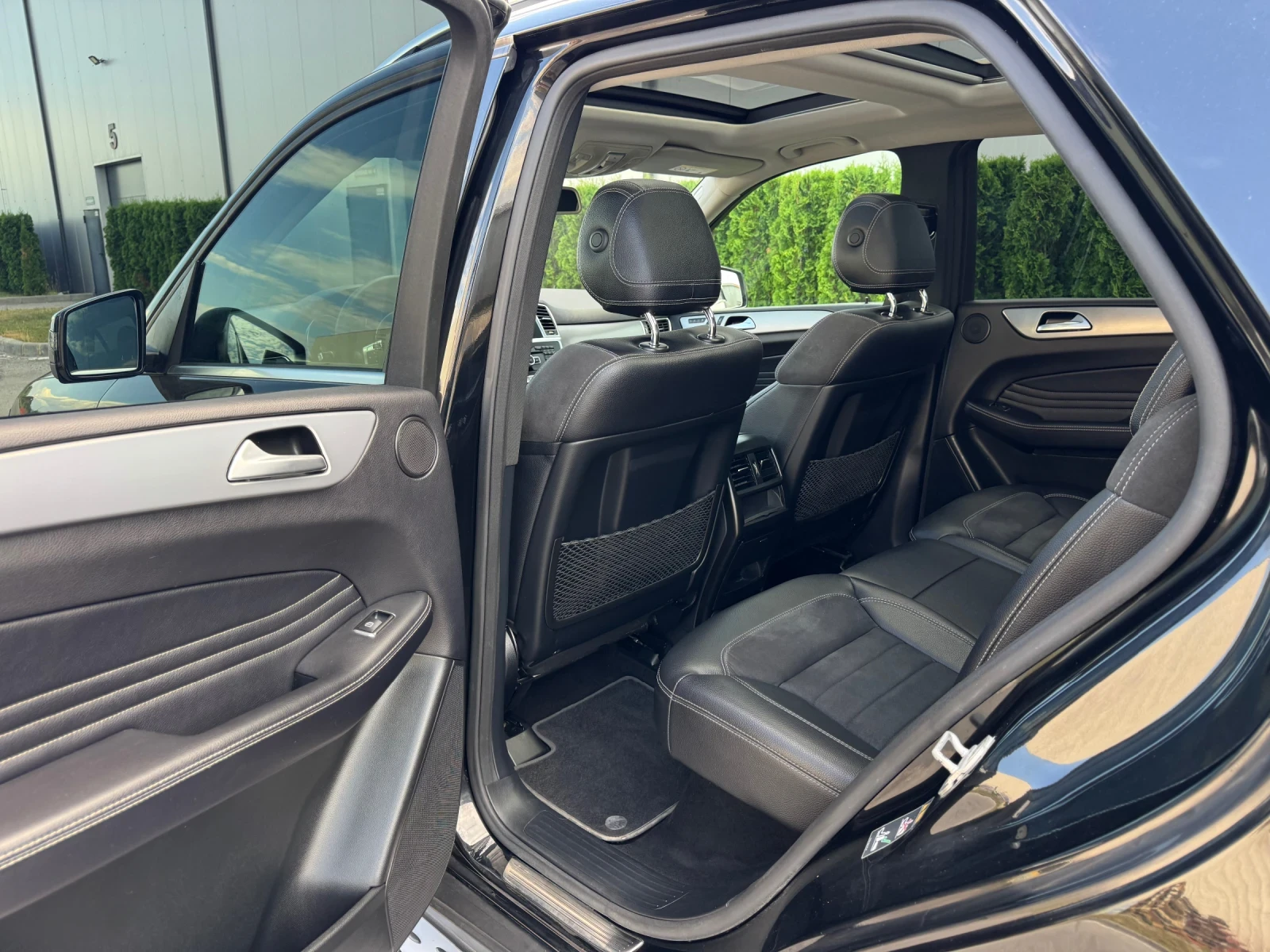 Mercedes-Benz ML 350 CDI 4Matic/AMG/Bluetec/EURO6* 163000км* ШВЕЙЦАРИЯ!, снимка 14 - Автомобили и джипове - 55225463