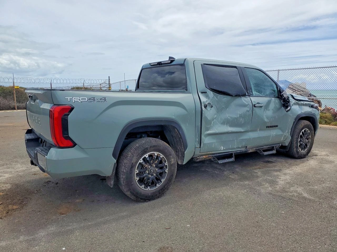 Toyota Tundra 3.4l Sr5, снимка 3 - Автомобили и джипове - 55382504