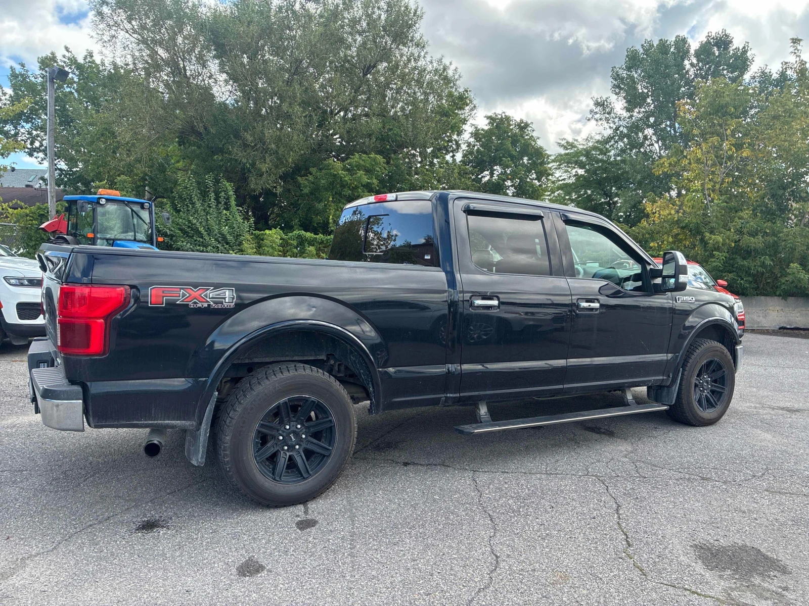 Ford F150 * LARIAT 4WD SuperCrew 5.5' Box * CARFAX * ЦЕН, снимка 4 - Автомобили и джипове - 55806811