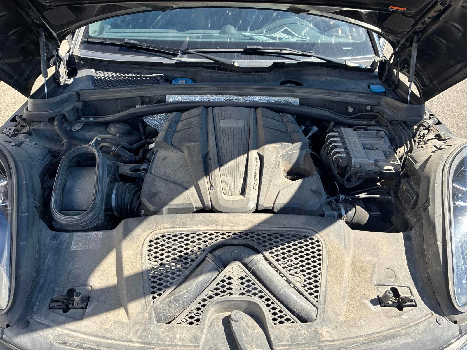 Porsche Macan * S * CARFAX *  ОТ ПРЕДСТАВИТЕЛСТВО * АВТОКРЕДИТ, снимка 12 - Автомобили и джипове - 56012645