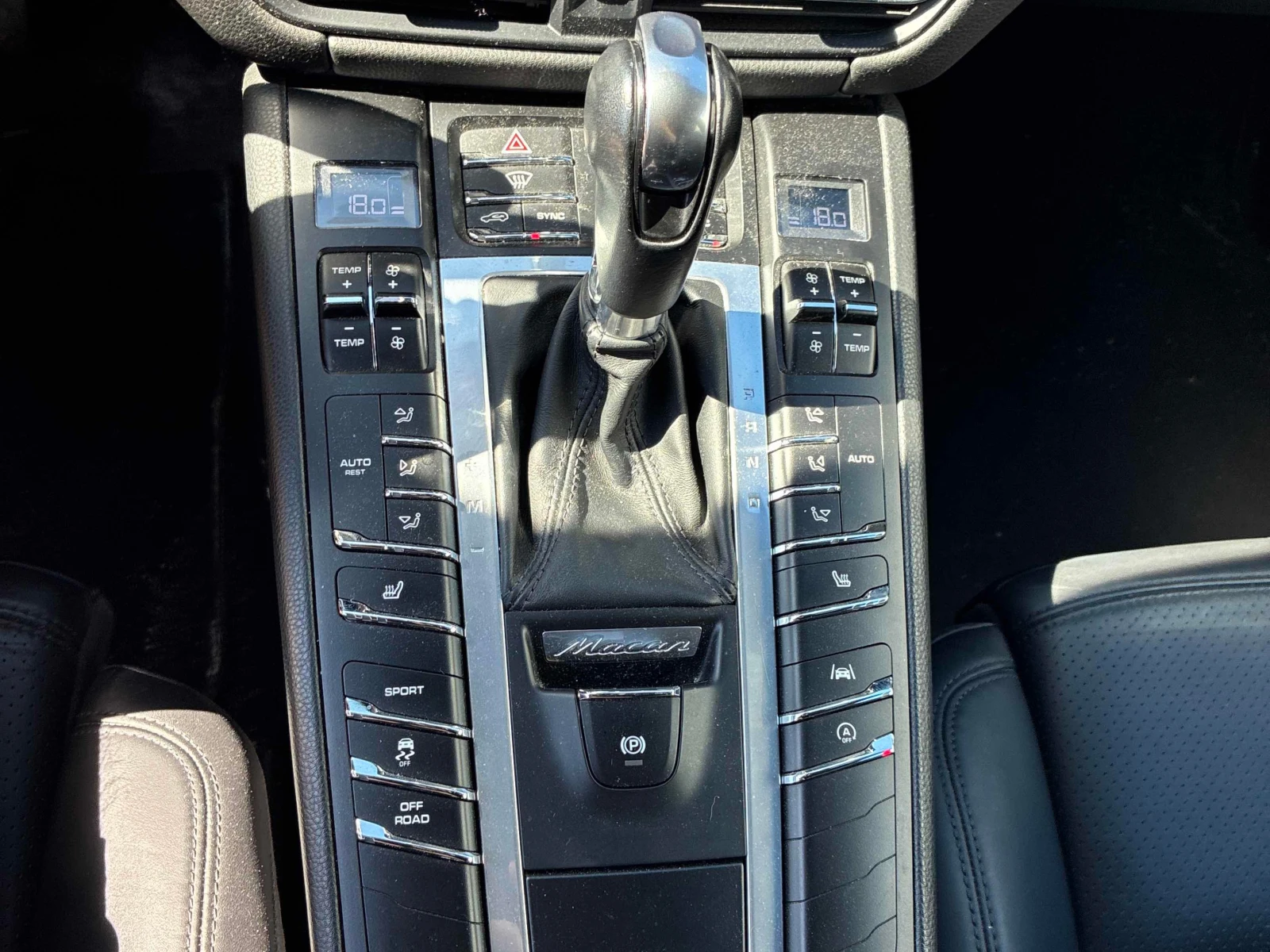 Porsche Macan * S * CARFAX *  ОТ ПРЕДСТАВИТЕЛСТВО * АВТОКРЕДИТ, снимка 15 - Автомобили и джипове - 56012645