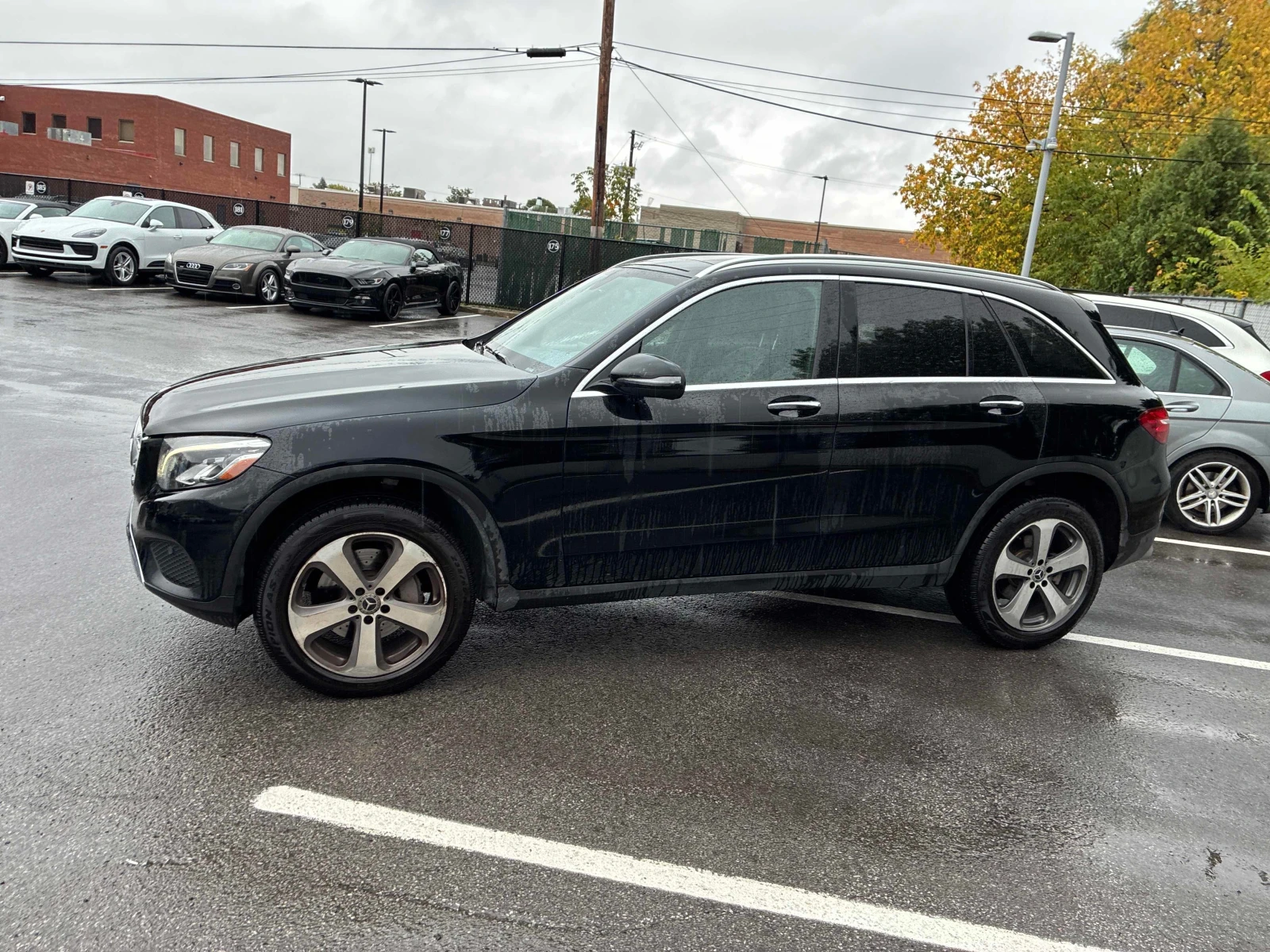 Mercedes-Benz GLC 300 * CARFAX * ���� �� �� | Mobile.bg � ����������� 2
