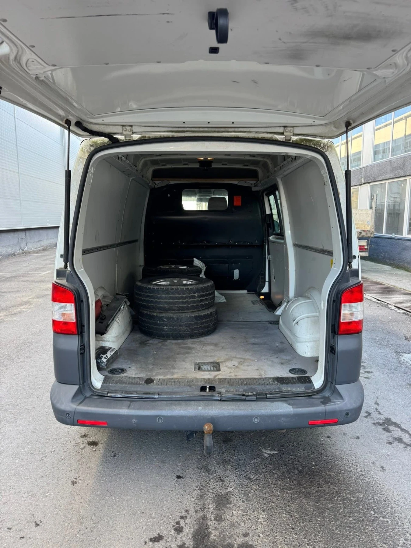 VW Transporter Уникат Без Аналог , снимка 9 - Бусове и автобуси - 54542216