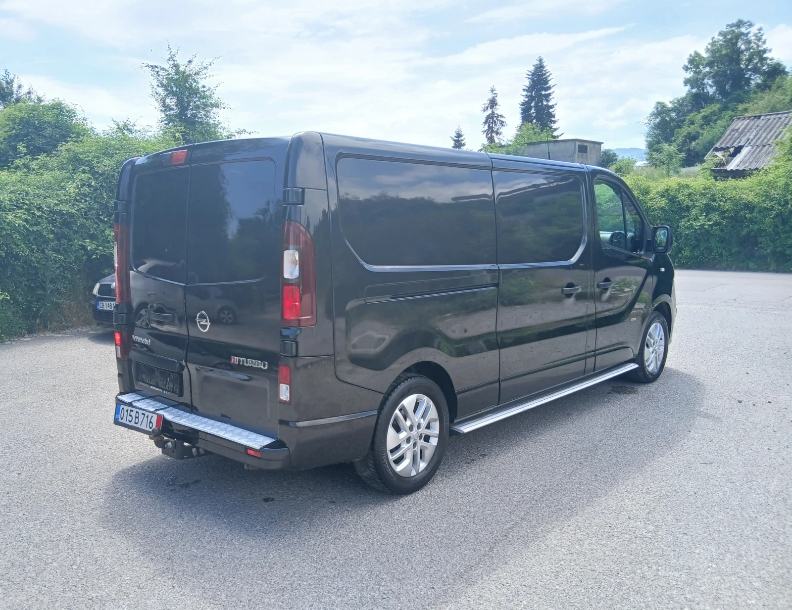 Opel Vivaro 1.6 euro 6Y климатр. Кожен салон, снимка 5 - Бусове и автобуси - 54736384