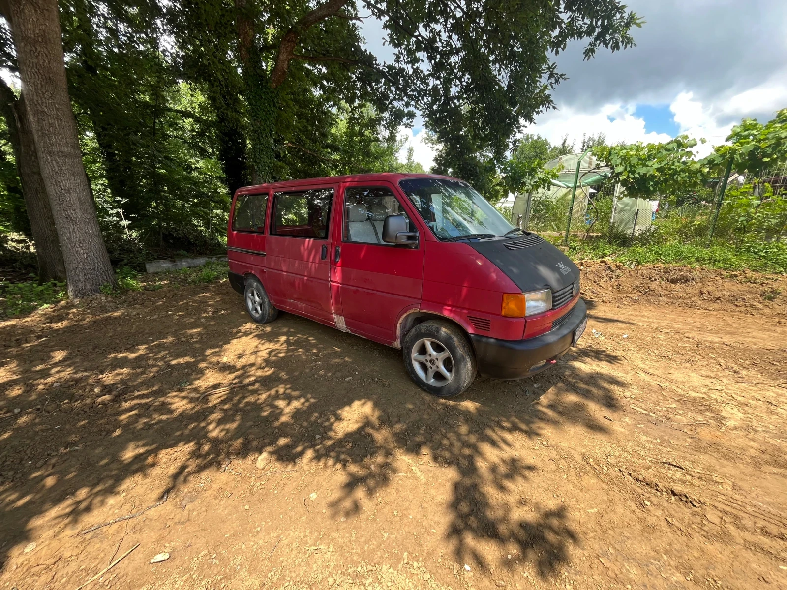 VW Transporter 1.9 TDi, снимка 2 - Бусове и автобуси - 55040159