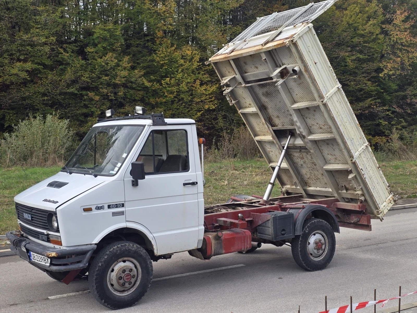 Iveco 4010 Снегорин 4х4 4x4 самосвал, снимка 12 - Бусове и автобуси - 56573385