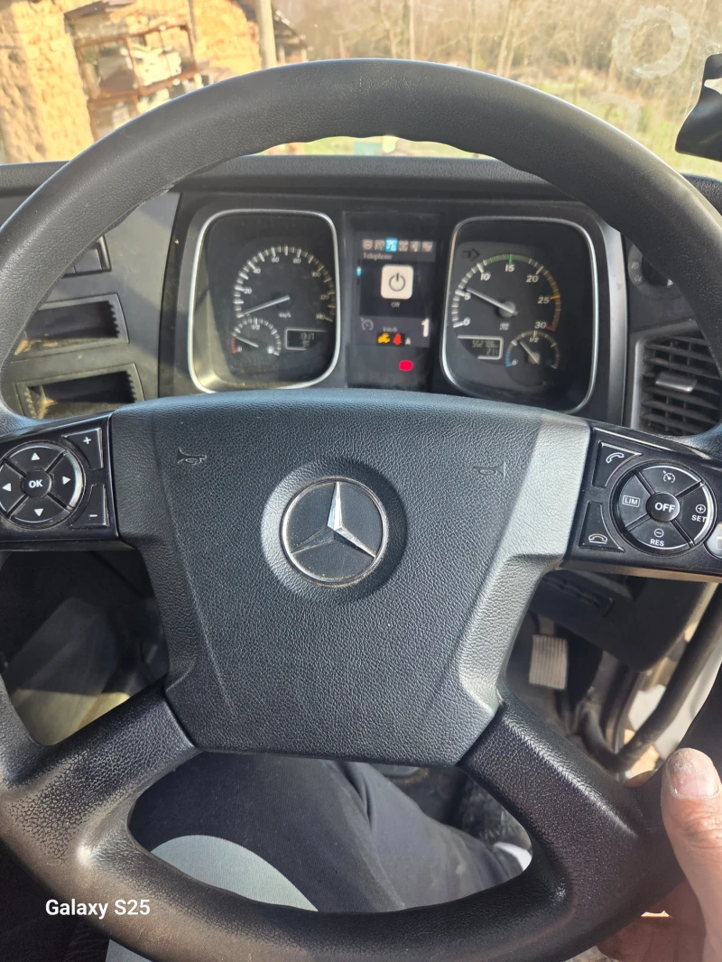 Mercedes-Benz Actros, снимка 5 - Камиони - 52912597