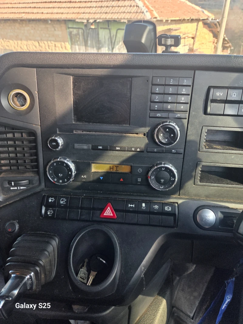 Mercedes-Benz Actros, снимка 4 - Камиони - 52912597