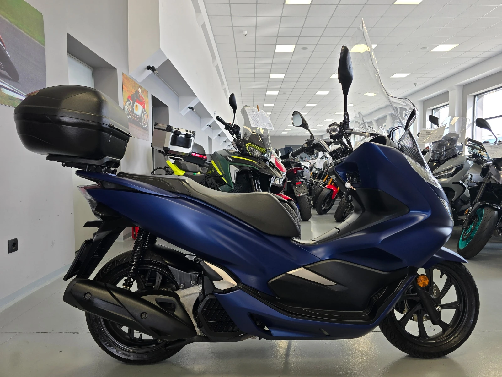 Honda Pcx 125ie, ABS, Start-Stop!, снимка 2 - Мотоциклети и мототехника - 56313223