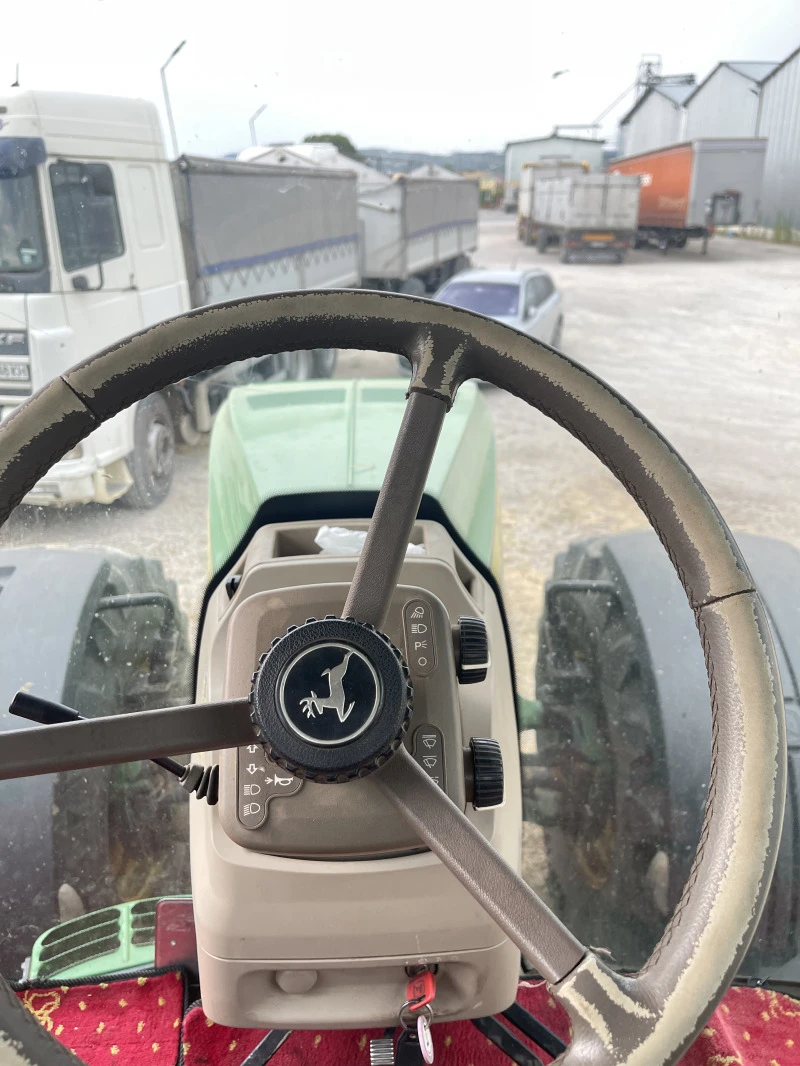 Трактор John Deere 8335R, снимка 7 - Селскостопанска техника - 46634650