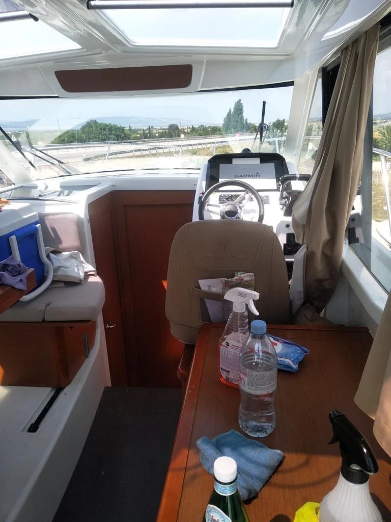 ������� ���� Jeanneau Merry Fisher 855 OFFSHORE | Mobile.bg � ����������� 11