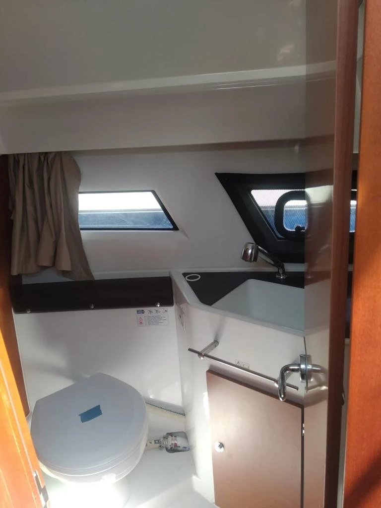 ������� ���� Jeanneau Merry Fisher 855 OFFSHORE | Mobile.bg � ����������� 12