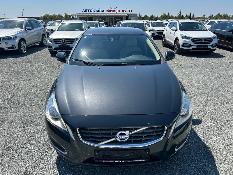 Volvo V60 (KATO НОВА), снимка 2 - Автомобили и джипове - 46727880