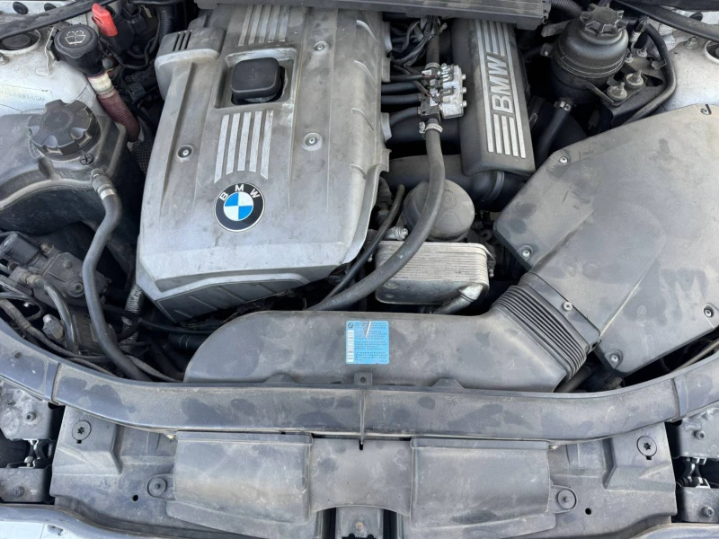 BMW 325 Xi, снимка 14 - Автомобили и джипове - 48618765