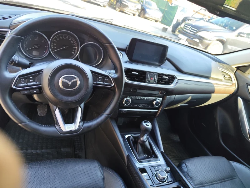 Mazda 6 2.2тд face 18г., снимка 10 - Автомобили и джипове - 49604593