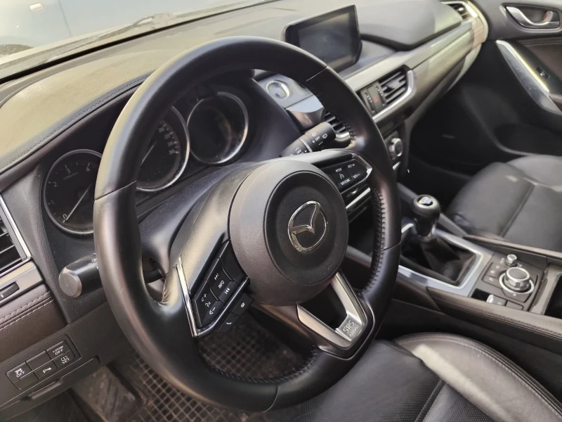 Mazda 6 2.2тд face 18г., снимка 4 - Автомобили и джипове - 49604593