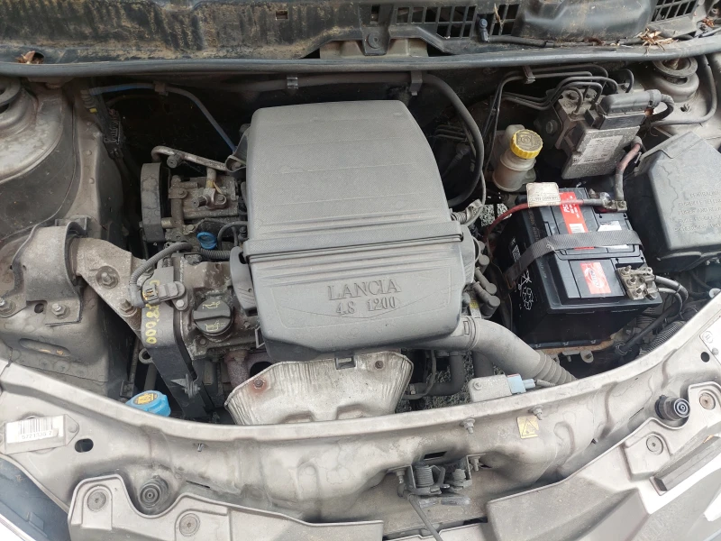 Lancia Ypsilon 1, 2i 60ps KLIMA, снимка 13 - Автомобили и джипове - 50506569