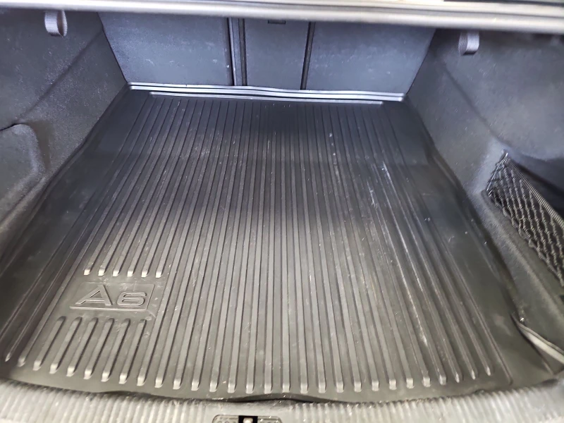 Audi A6 3.0T* PRESTIGE* MATRIX* BOSE* ПОДГРЕВ* КАМЕРА* КЕЙ, снимка 14 - Автомобили и джипове - 52835566