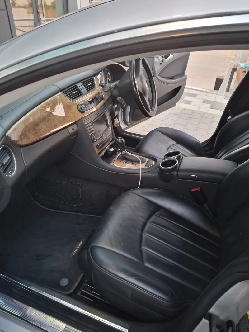 Mercedes-Benz CLS 350, снимка 5 - Автомобили и джипове - 52634763