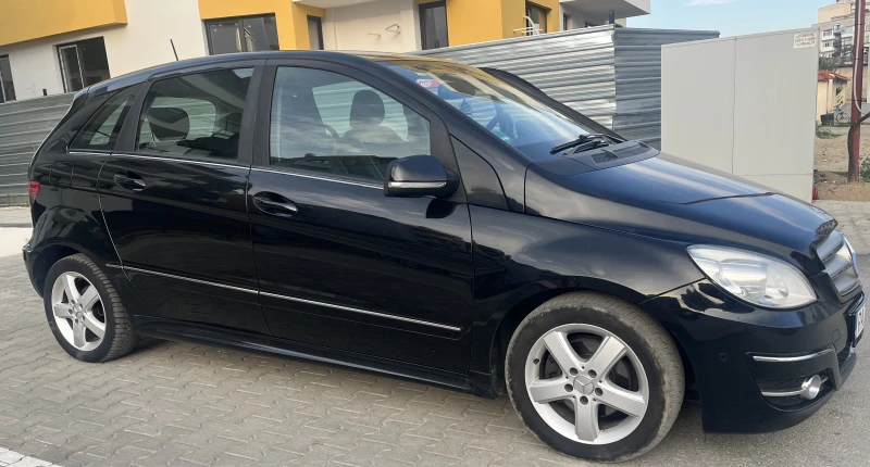 Mercedes-Benz B 180, снимка 7 - Автомобили и джипове - 51738425