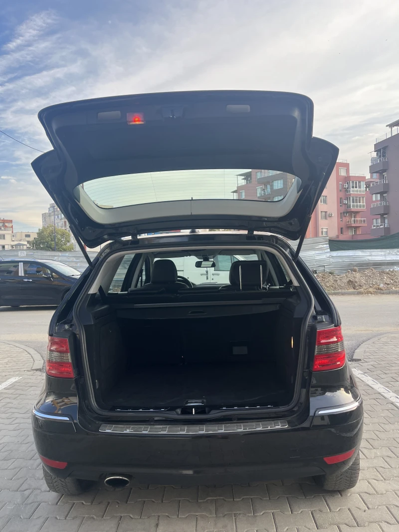 Mercedes-Benz B 180, снимка 10 - Автомобили и джипове - 51738425