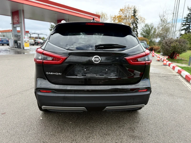 Nissan Qashqai 1.3DIG-T, снимка 4 - Автомобили и джипове - 51977564