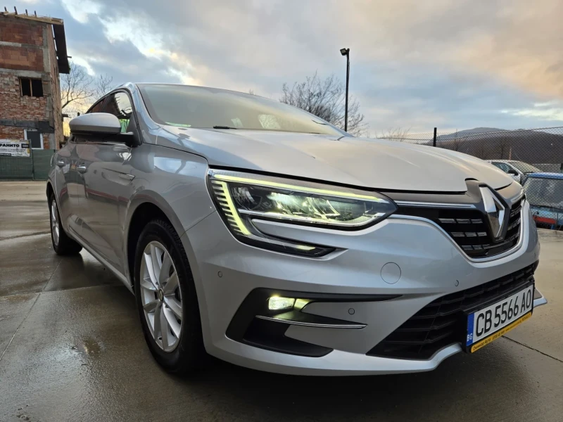 Renault Megane 1.3 TCe (140Hp) EDC Tehno Automatic, снимка 2 - Автомобили и джипове - 52060795