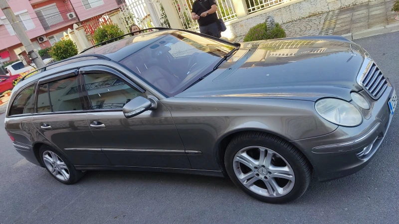 Mercedes-Benz E 320 W211, снимка 4 - Автомобили и джипове - 52838538