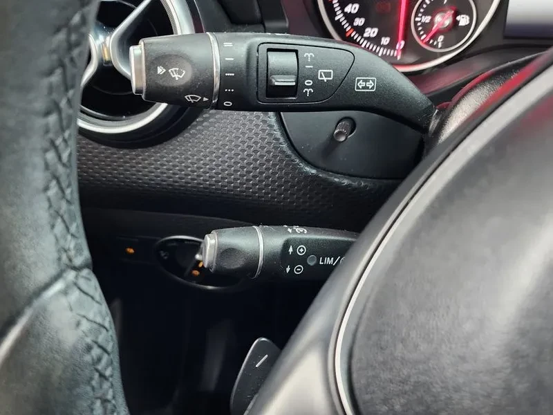 Mercedes-Benz A 200 2.0, снимка 14 - Автомобили и джипове - 54279047