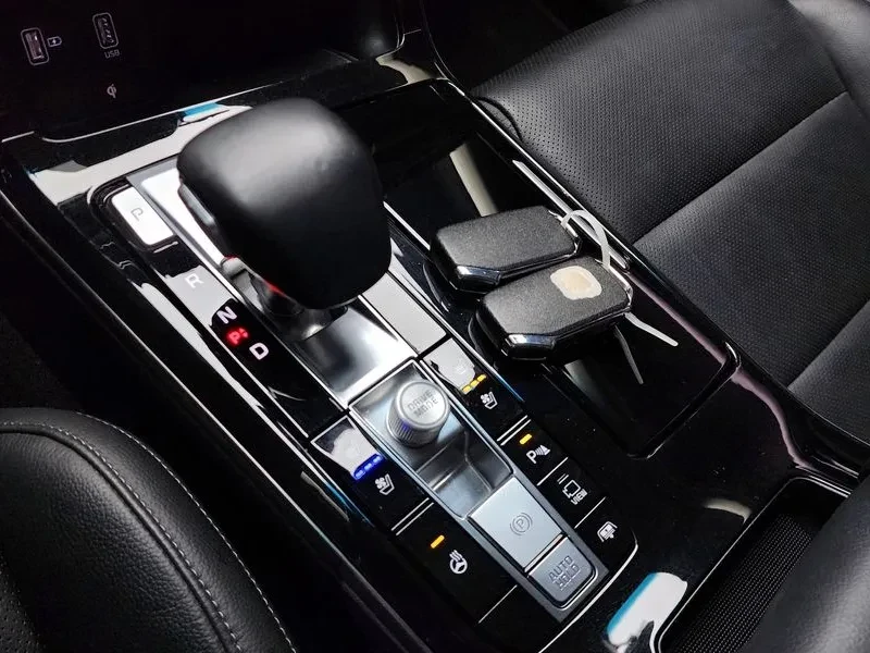 Kia K7 Premier 3.0 Gdi Noblesse, снимка 9 - Автомобили и джипове - 56128117