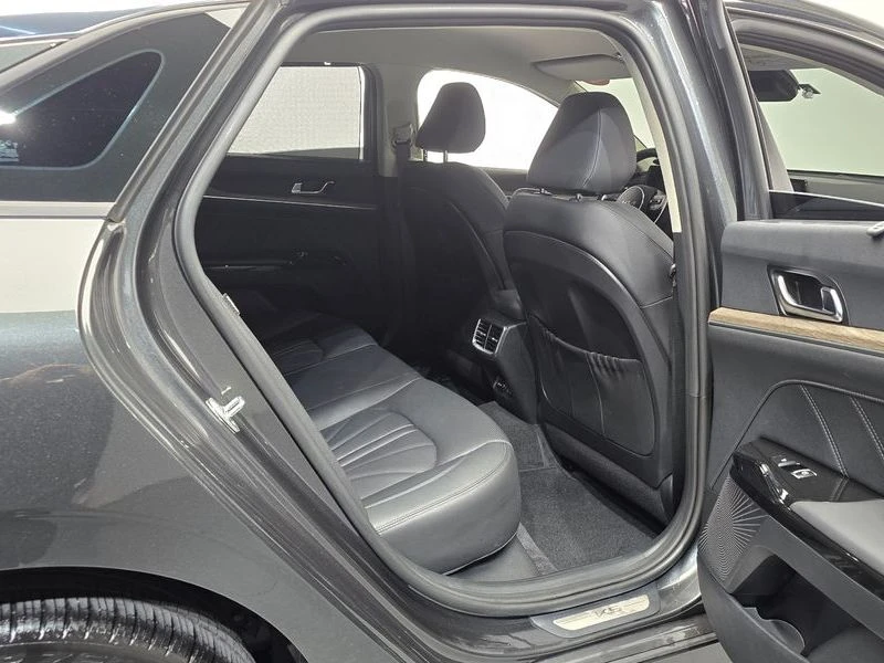 Kia K5 1.6 Turbo, снимка 11 - Автомобили и джипове - 56268366