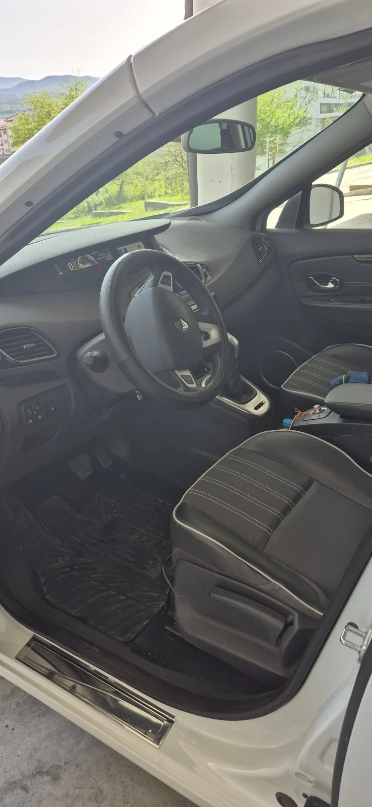 Renault Scenic XMOD, снимка 5 - Автомобили и джипове - 56361464