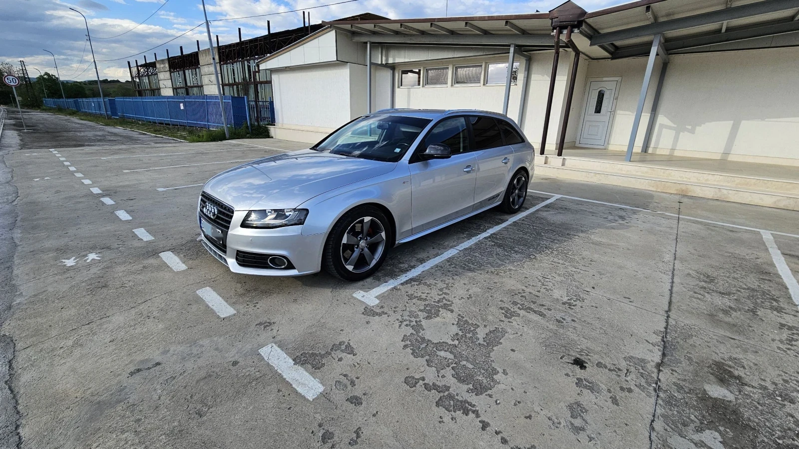 Audi A4 2.0 143kc, снимка 1