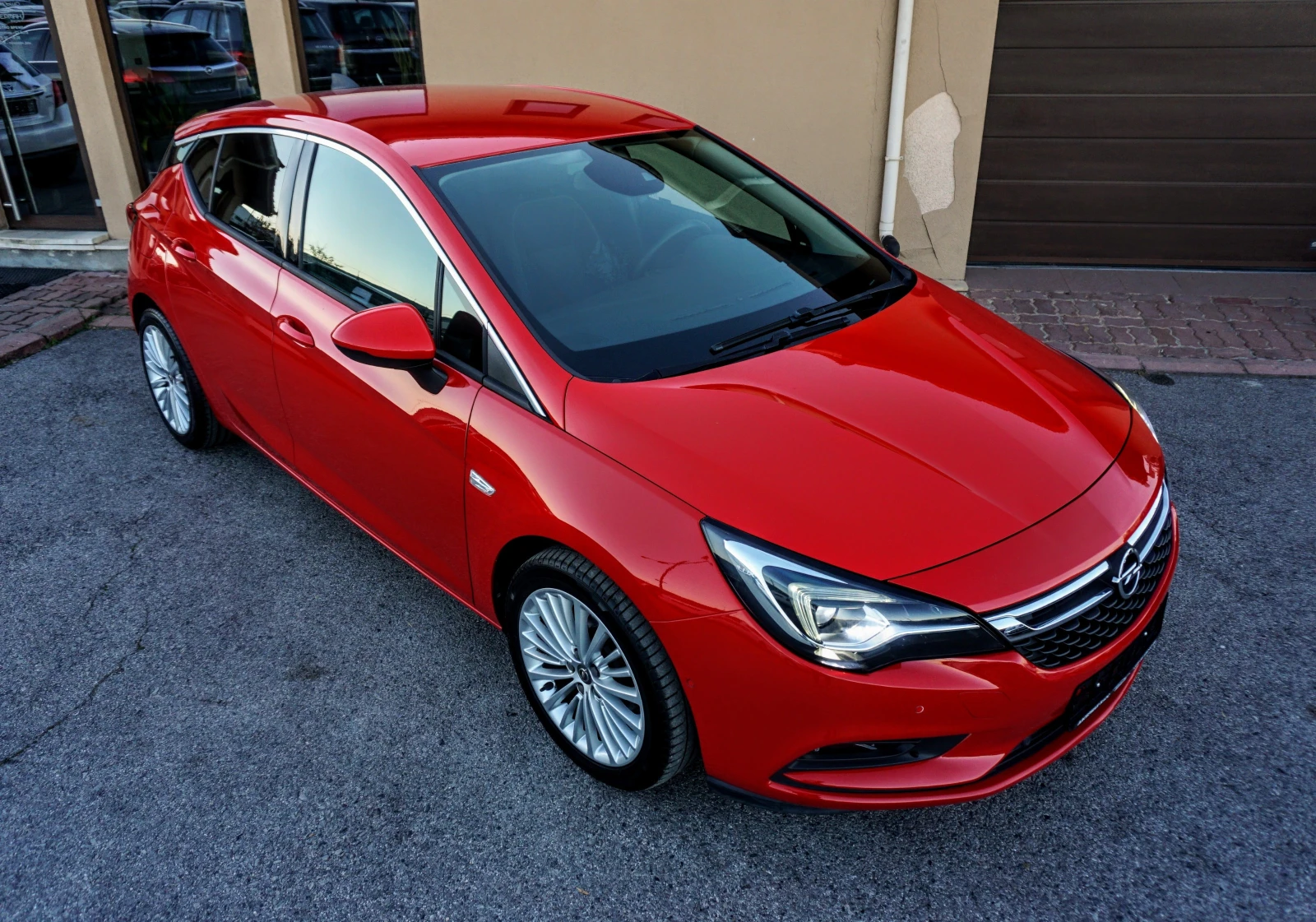 Opel Astra 1.6CDTI INNOVATION - изображение 2